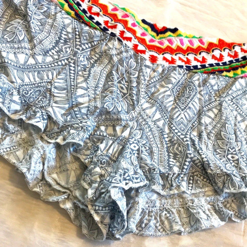 RIPCURL Embroidered Waistband Ruffle Shorts - Picture 7 of 13